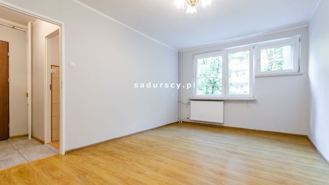 Mieszkanie 3-pokojowe Kraków Bieżanów, ul. Leonida Teligi. Zdjęcie 1