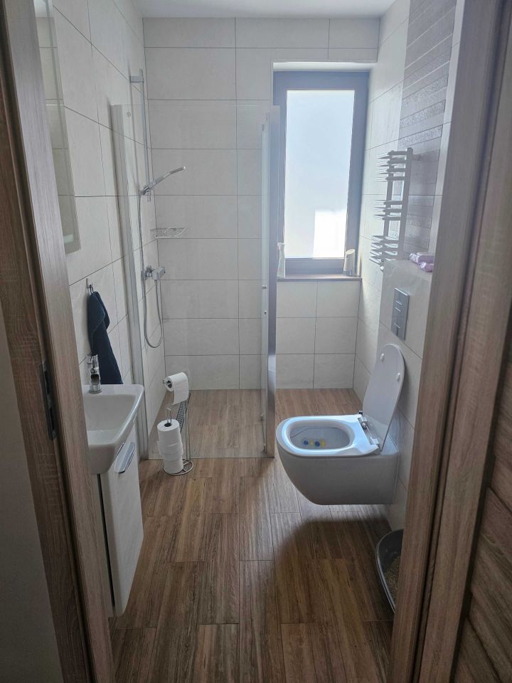 dom wolnostojący, 4 pokoje Bardo, ul. Chabrowa. Zdjęcie 6