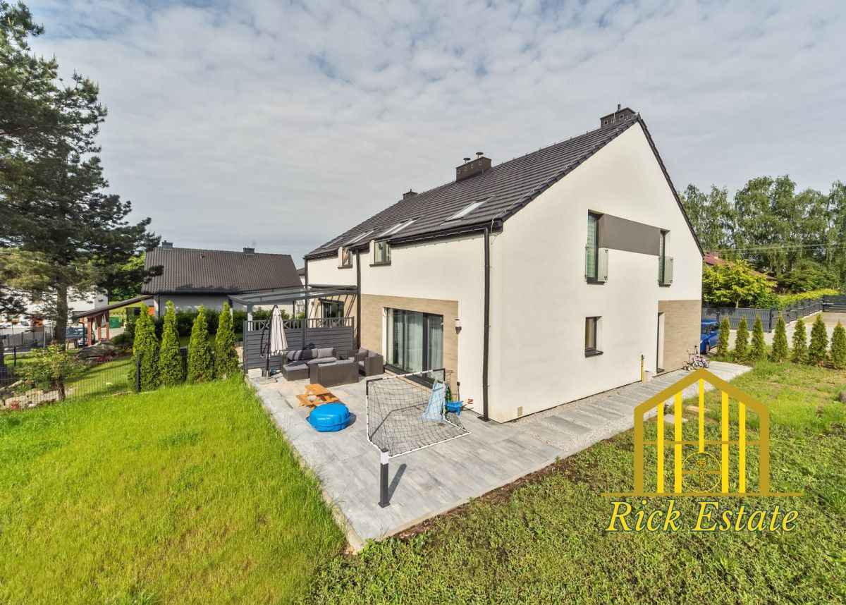 bliźniak, 5 pokoi Czechowice-Dziedzice, ul. Partyzantów. Zdjęcie 2