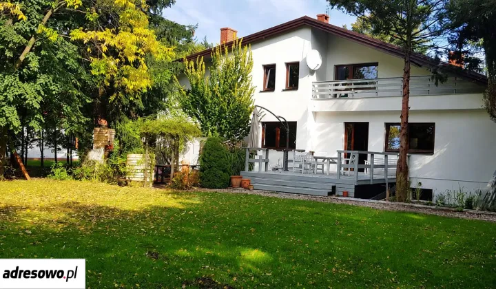 dom wolnostojący, 6 pokoi Bielawa, ul. Lipowa