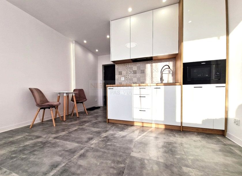 Mieszkanie 1-pokojowe Dzierżoniów, os. Kolorowe. Zdjęcie 2