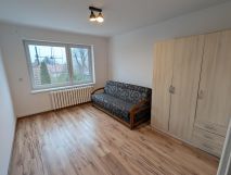 Mieszkanie 3-pokojowe Książ Wielki Mirów-Zamek, ul. Mikołaja Reja. Zdjęcie 2