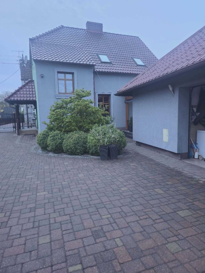 dom wolnostojący, 4 pokoje Krzyż Wielkopolski, ul. Poznańska. Zdjęcie 1