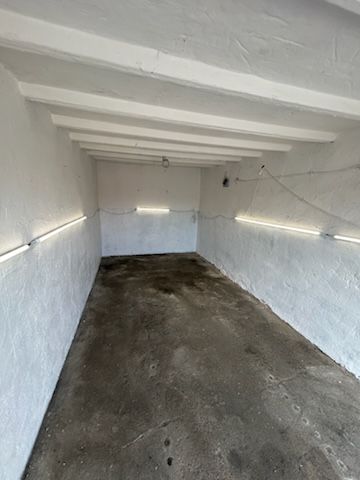 Garaż/miejsce parkingowe Świdnica, ul. Jarzębinowa. Zdjęcie 1
