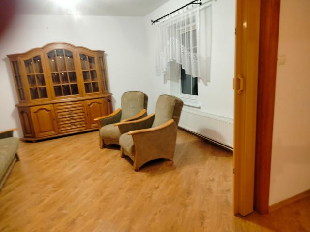 Mieszkanie 3-pokojowe Mosiny. Zdjęcie 1
