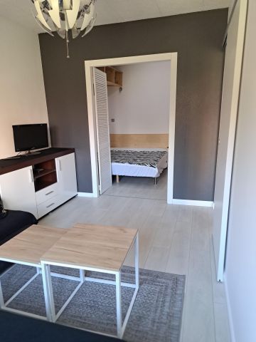 Mieszkanie 3-pokojowe Kraków Kurdwanów, ul. Stanisława Stojałowskiego. Zdjęcie 1