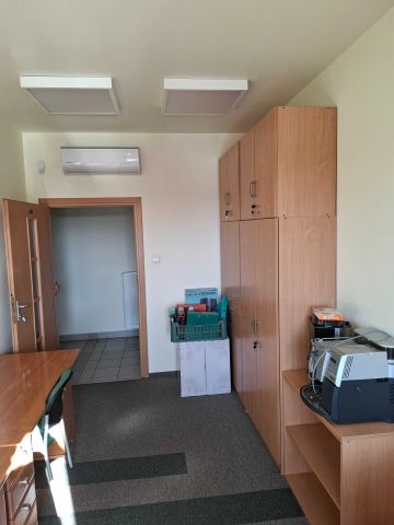 Biuro Rzeszów, ul. gen. Leopolda Okulickiego. Zdjęcie 1