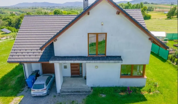 dom wolnostojący, 4 pokoje Jasienica