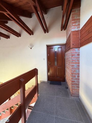 dom wolnostojący, 2 pokoje Oleszno. Zdjęcie 25