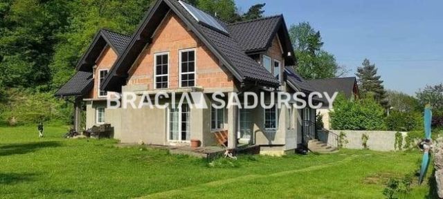 dom wolnostojący, 7 pokoi Kraków Zwierzyniec, ul. Księcia Józefa. Zdjęcie 3