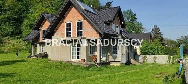 dom wolnostojący, 7 pokoi Kraków Zwierzyniec, ul. Księcia Józefa. Zdjęcie 3