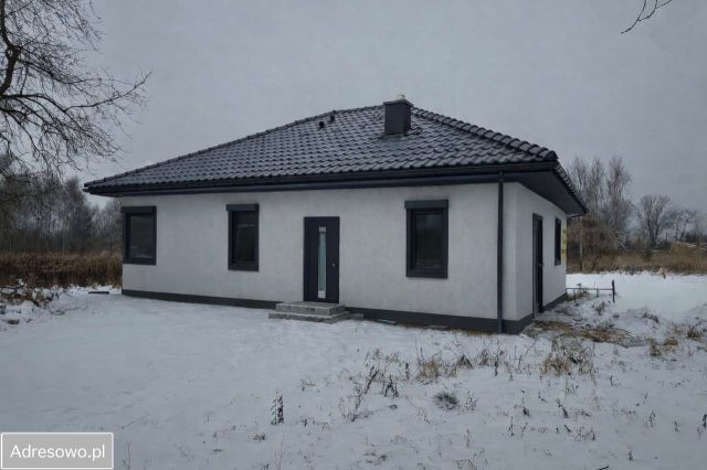 dom wolnostojący, 4 pokoje Czerwona Woda. Zdjęcie 1