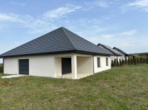 dom wolnostojący Zawonia. Zdjęcie 2