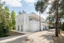 dom wolnostojący, 4 pokoje Emilia