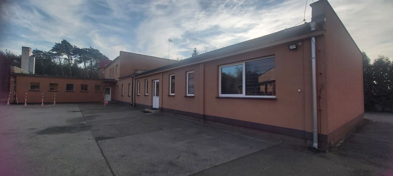 Nieruchomość komercyjna Wioska. Zdjęcie 8