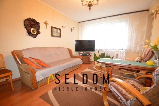 Mieszkanie 3-pokojowe Ozimek, ul. gen. Władysława Sikorskiego. Zdjęcie 2