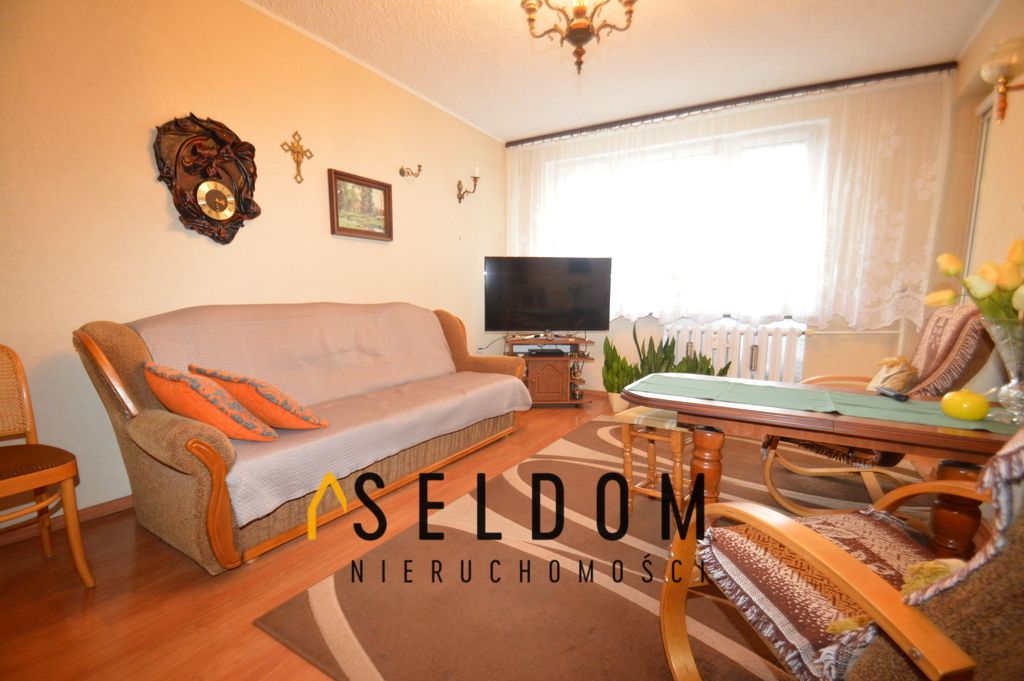 Mieszkanie 3-pokojowe Ozimek, ul. gen. Władysława Sikorskiego. Zdjęcie 2