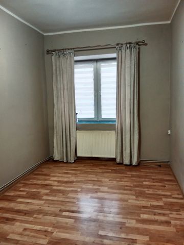 Mieszkanie 2-pokojowe Międzylesie, Waryńskiego. Zdjęcie 1