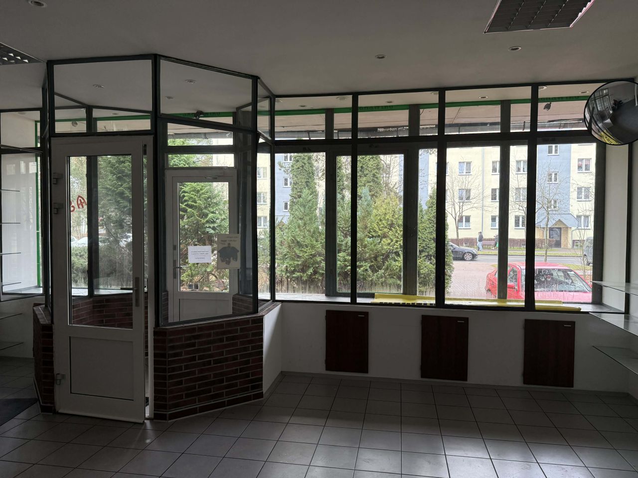 Lokal Borne Sulinowo, al. Niepodległości. Zdjęcie 9