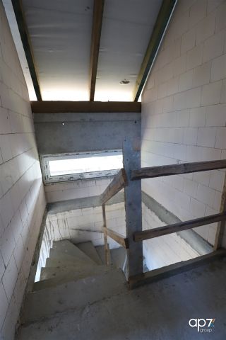 bliźniak, 5 pokoi Mników. Zdjęcie 4