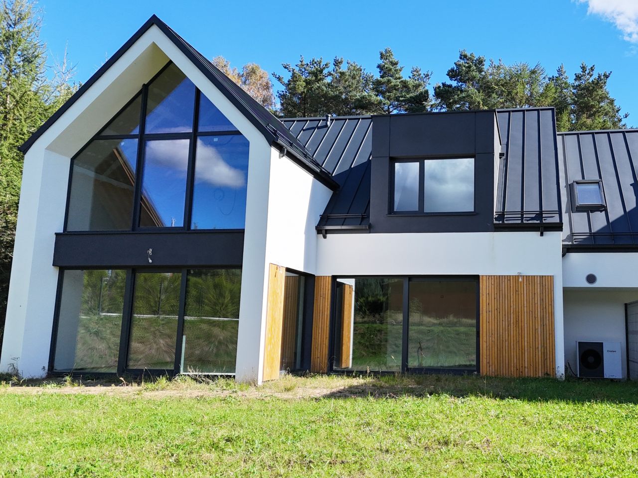 bliźniak, 6 pokoi Bojano, ul. Rumiankowa. Zdjęcie 1