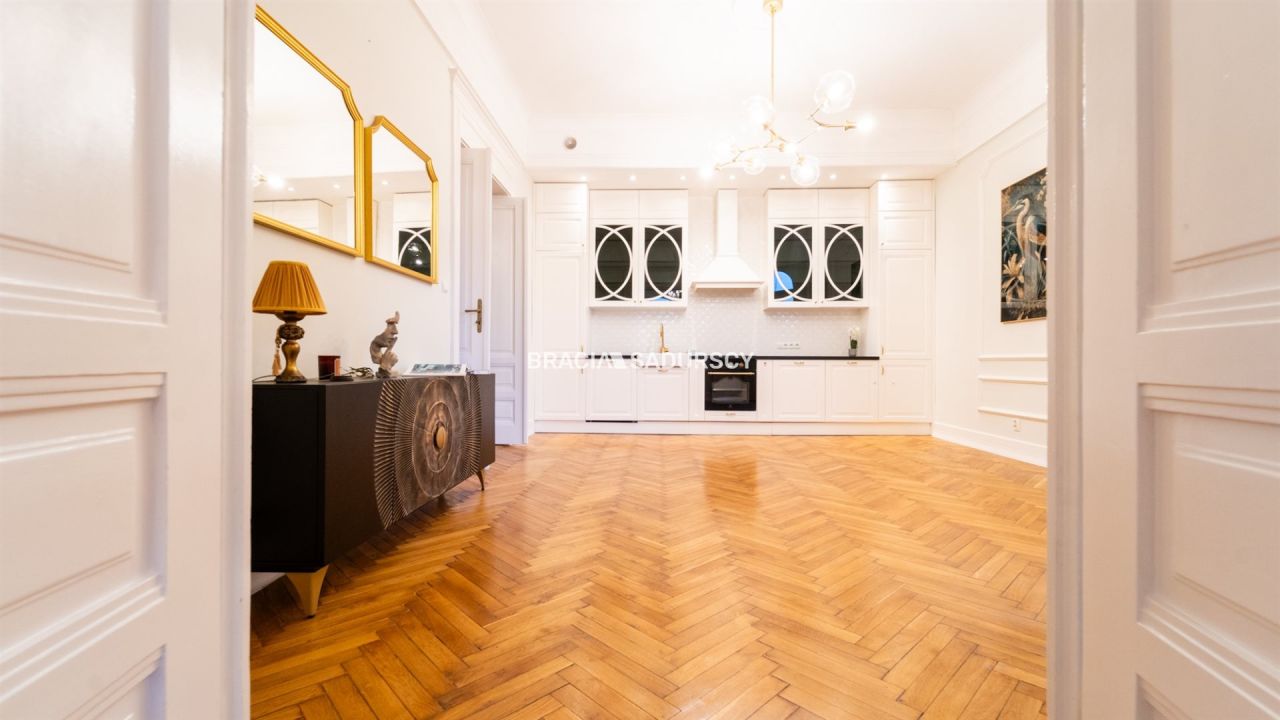 Mieszkanie 4-pokojowe Kraków Grzegórzki, ul. Aleksandra Lubomirskiego. Zdjęcie 3