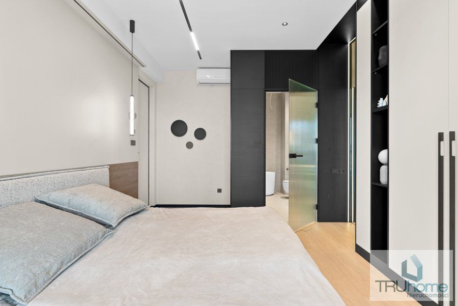 Mieszkanie 4-pokojowe Katowice Śródmieście, ul. Henryka Mikołaja Góreckiego. Zdjęcie 14