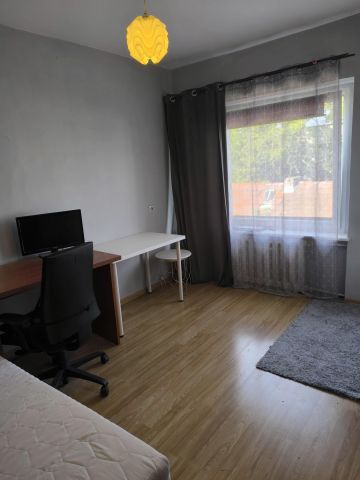 bliźniak, 7 pokoi Poznań Wola, ul. Jana Henryka Dąbrowskiego. Zdjęcie 3