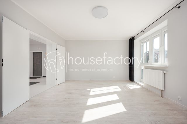 Mieszkanie 3-pokojowe Łódź, ul. Romanowska. Zdjęcie 2