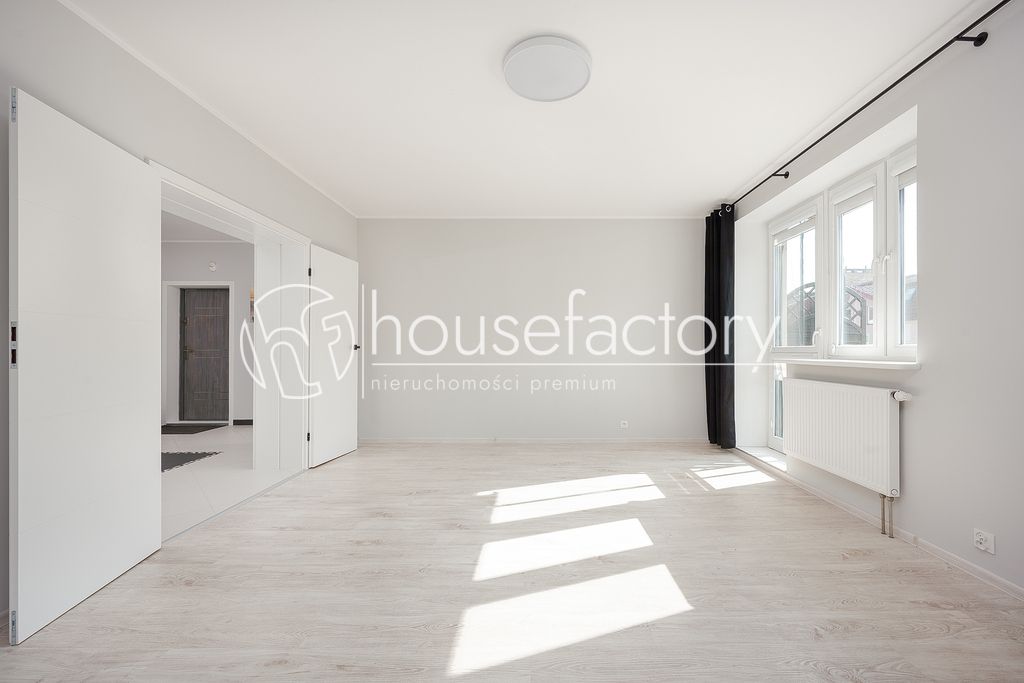 Mieszkanie 3-pokojowe Łódź Bałuty, ul. Romanowska. Zdjęcie 2