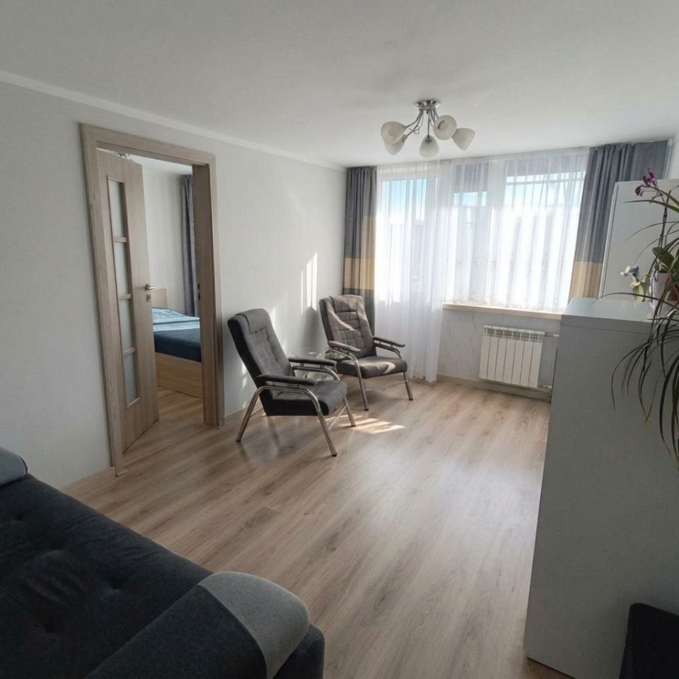 Mieszkanie 3-pokojowe Skierniewice Centrum, ul. Ryszarda Kaczorowskiego. Zdjęcie 1