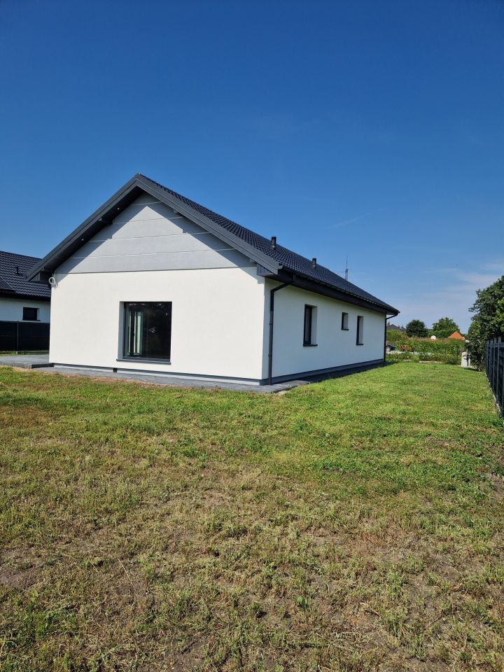 dom wolnostojący, 4 pokoje Wieniec-Zalesie, ul. Sowia. Zdjęcie 4