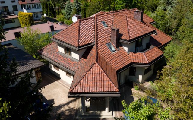 dom wolnostojący, 7 pokoi Łomianki, ul. Żywiczna. Zdjęcie 2