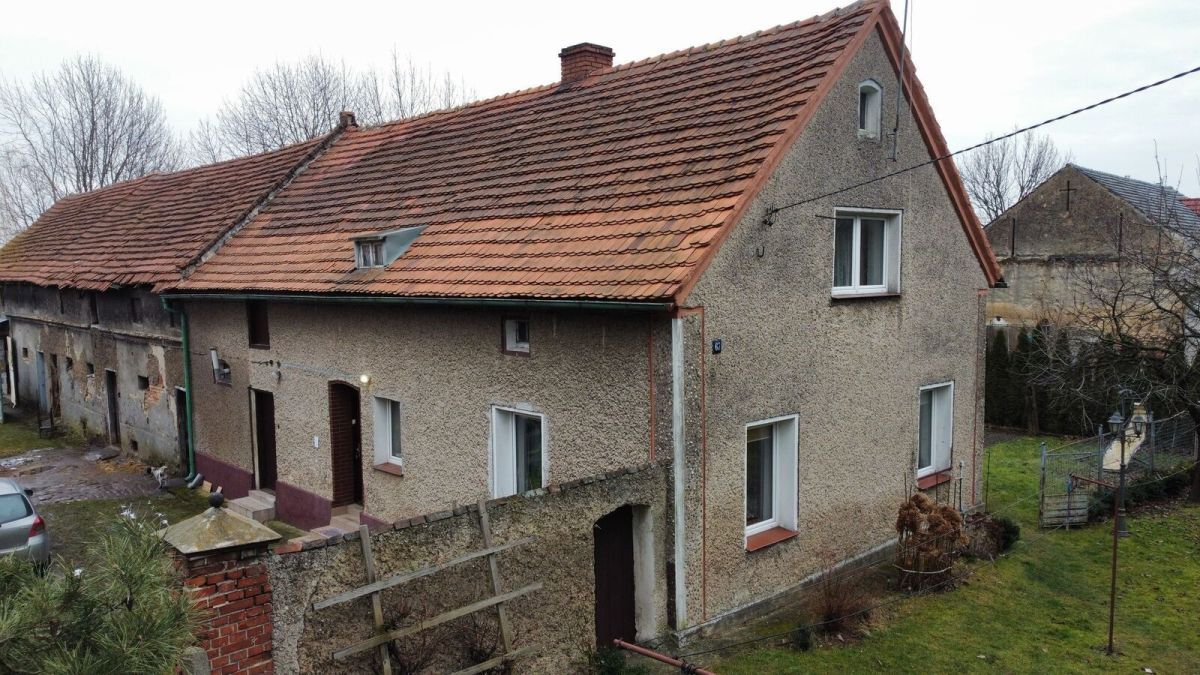 dom wolnostojący, 5 pokoi Chwalibożyce. Zdjęcie 2