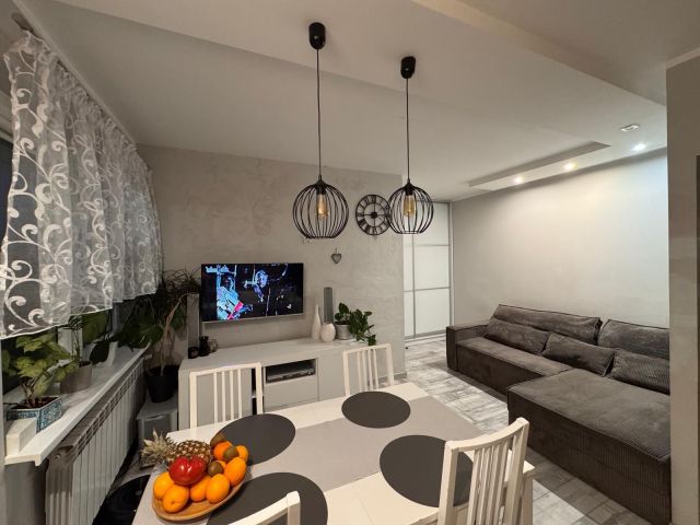 Mieszkanie 3-pokojowe Bełchatów, os. Dolnośląskie. Zdjęcie 1