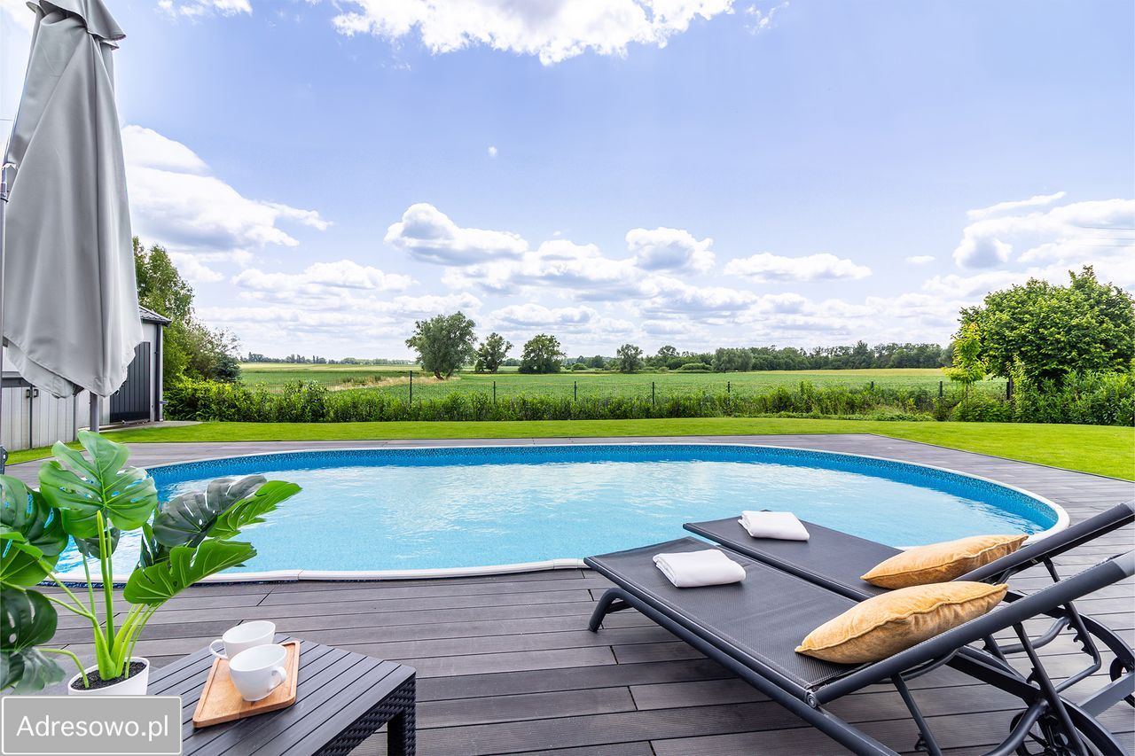 dom wolnostojący, 4 pokoje Borów. Zdjęcie 3