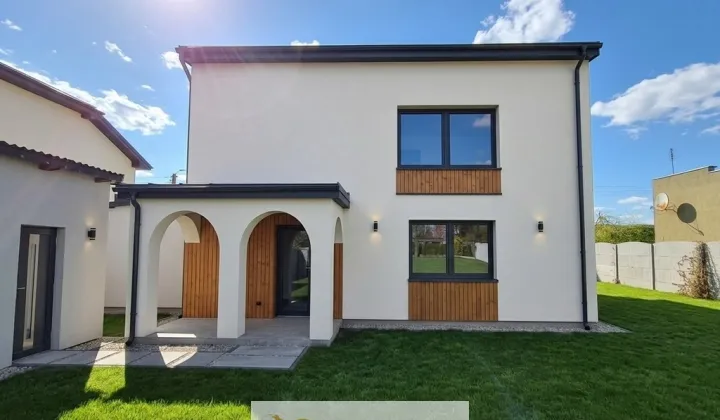 dom wolnostojący, 5 pokoi Tczew, ul. Partyzantów