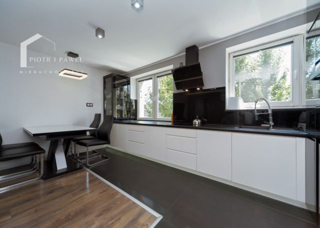 Mieszkanie 3-pokojowe Bielsko-Biała, ul. Żywiecka. Zdjęcie 4