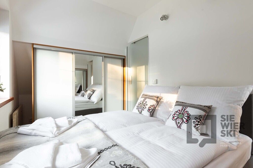 Mieszkanie 3-pokojowe Nowe Bystre. Zdjęcie 4