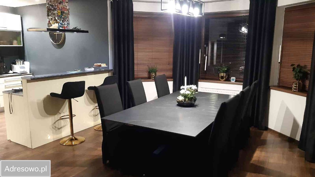 bliźniak, 5 pokoi Trablice. Zdjęcie 6