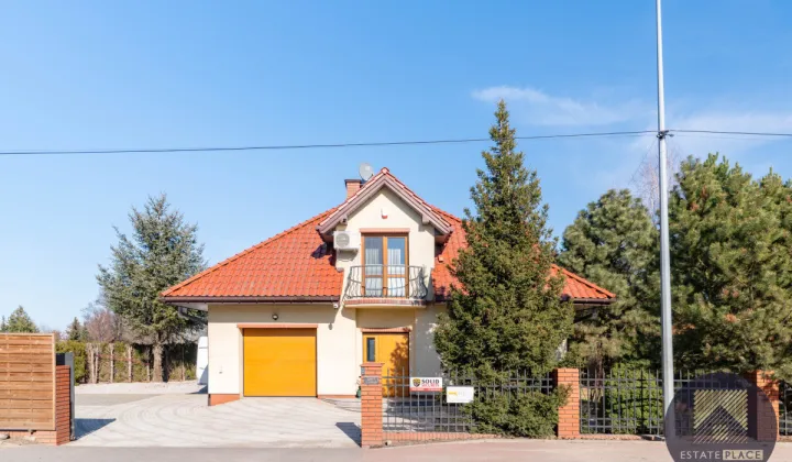 dom wolnostojący, 5 pokoi Stanisławów Pierwszy, ul. Słoneczna
