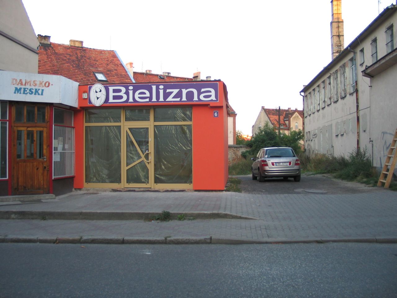 Lokal Międzyrzecz Centrum, ul. ks. Skargi. Zdjęcie 1
