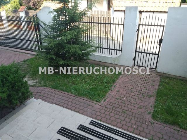 dom wolnostojący, 9 pokoi Warszawa Gocław. Zdjęcie 3