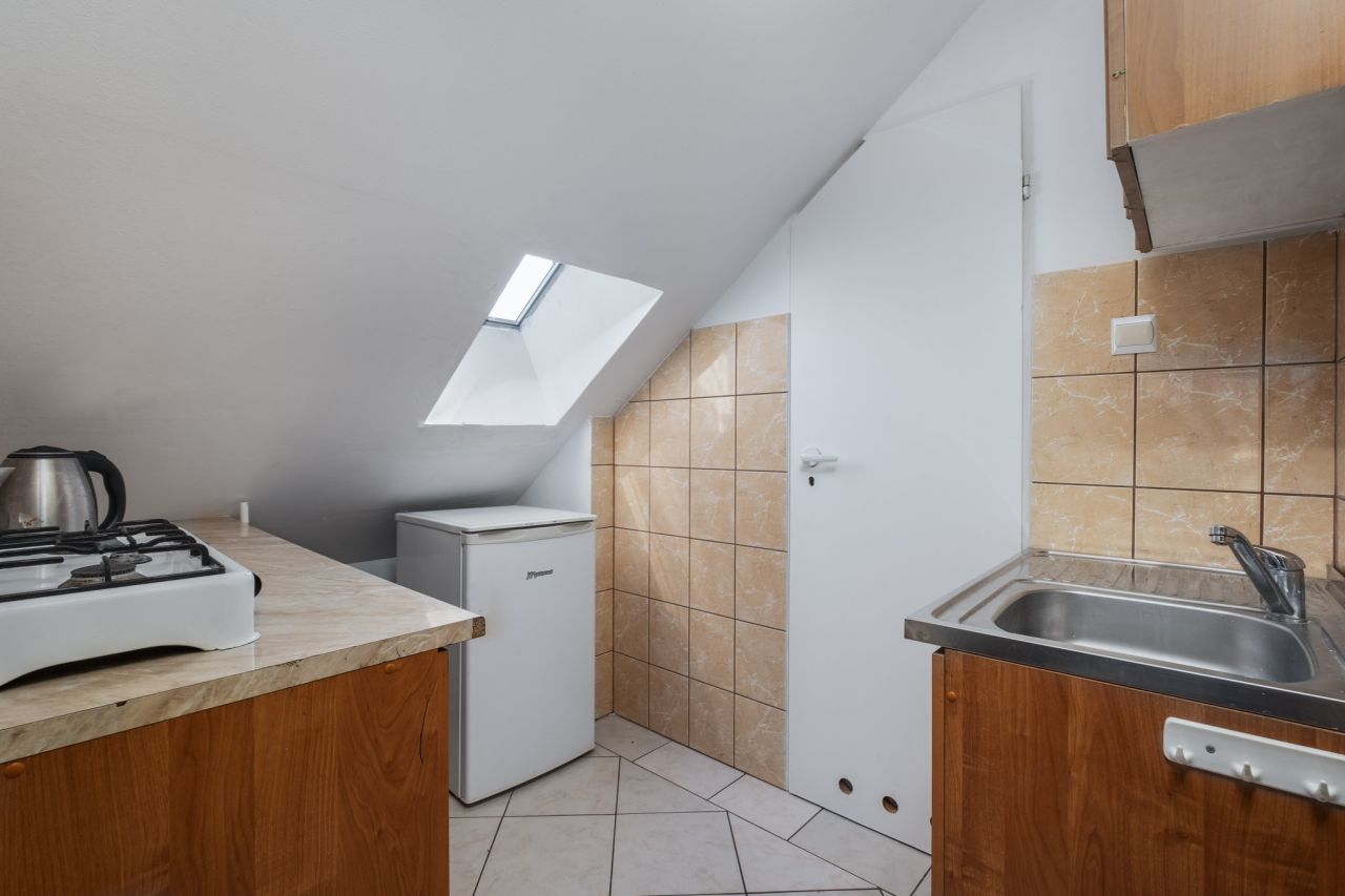 dom wolnostojący, 15 pokoi Stegna, ul. Romana Dmowskiego. Zdjęcie 14