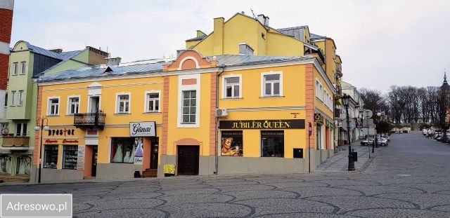 kamienica, 8 pokoi Chełm Centrum, pl. dr. Edwarda Łuczkowskiego. Zdjęcie 1