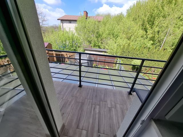 dom szeregowy, 5 pokoi Pruszków Żbików, ul. Miodowa. Zdjęcie 19