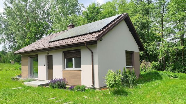 dom wolnostojący, 3 pokoje Janczewo Za Choiną, Janczewo. Zdjęcie 1