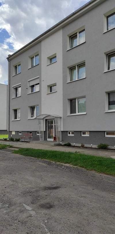 Mieszkanie 4-pokojowe Radoszyn. Zdjęcie 1