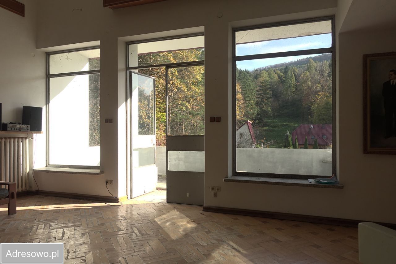 dom wolnostojący, 6 pokoi Myślenice Zarabie, ul. Modrzewiowa. Zdjęcie 7