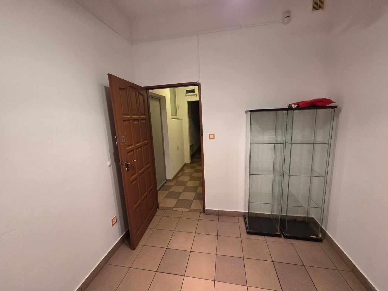 Lokal Łomianki, Warszawska. Zdjęcie 3